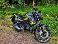 CB Hornet 160R CBS